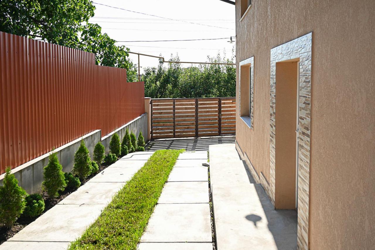 Приватна Садиба Затишок Kosson Exterior foto