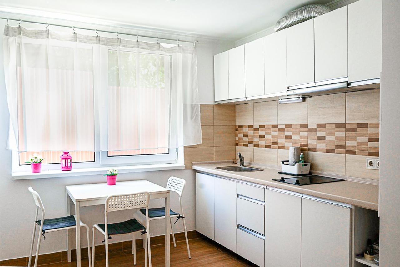 Приватна Садиба Затишок Kosson Exterior foto